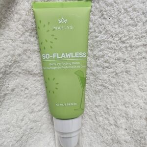 MAËLYS SO-FLAWLESS Body Perfecting Camo in the shade "Diva"